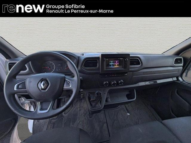 Renault Master image 7