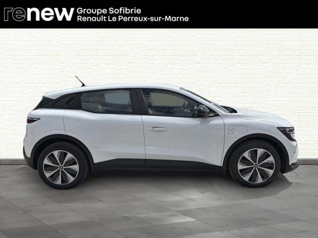 Renault Mégane E-Tech image 4