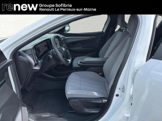 Renault Mégane E-Tech image 1