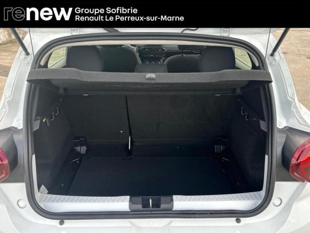 Dacia Sandero image 2
