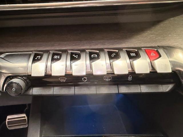 Peugeot 5008 image 6