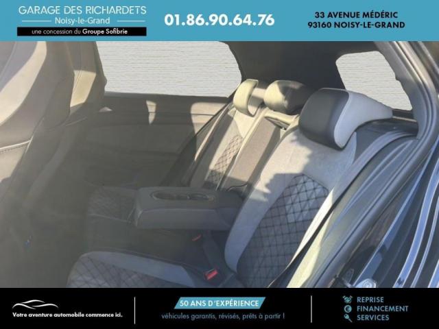 Volkswagen Golf image 6