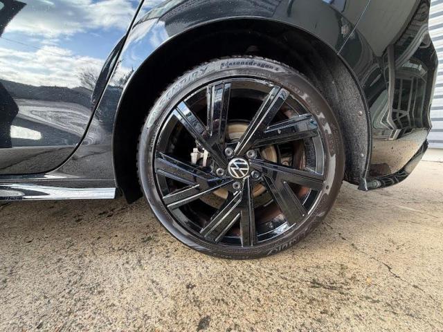 Volkswagen Golf image 2