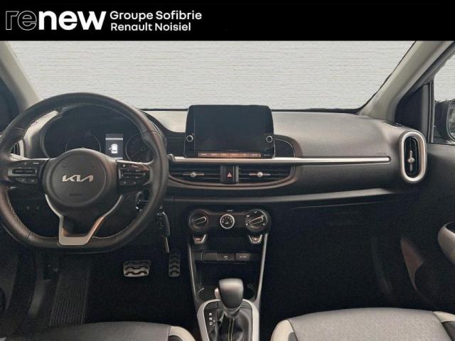 Kia Picanto image 8