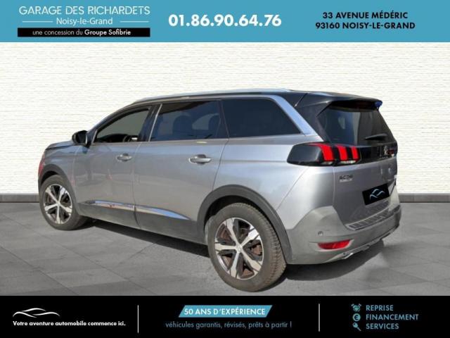 Peugeot 5008 image 2