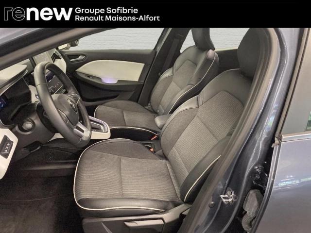 Renault Clio image 9