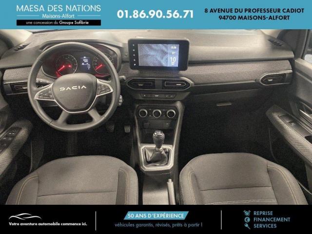 Dacia Sandero image 2