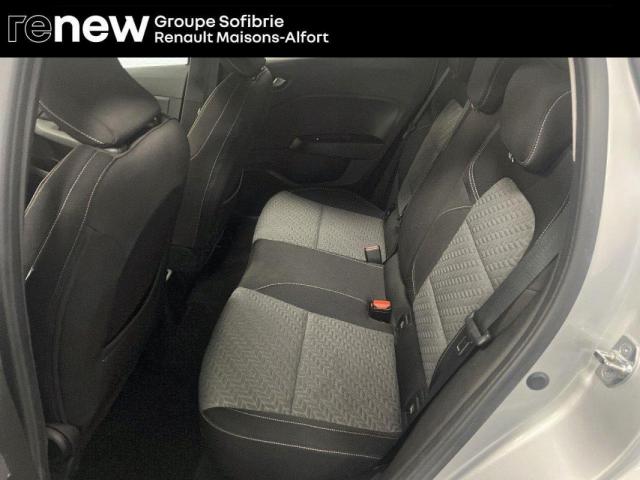 Renault Clio image 6