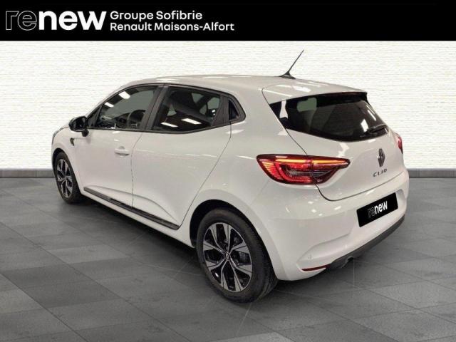 Renault Clio image 6