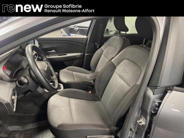 Dacia Jogger image 1