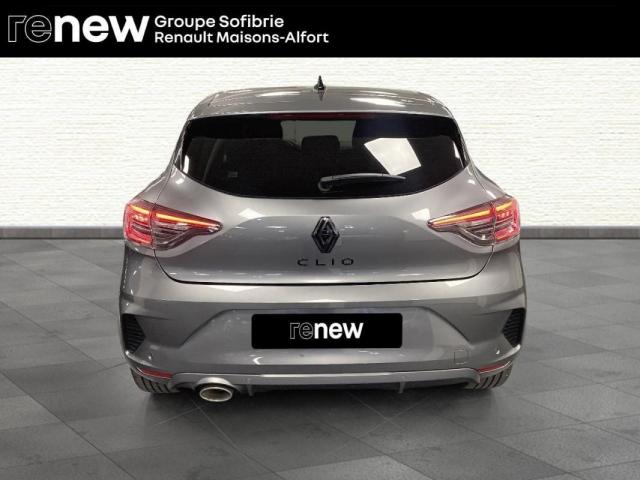 Renault Clio image 2