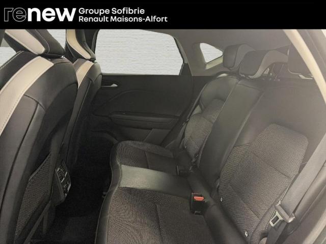 Renault Captur image 8