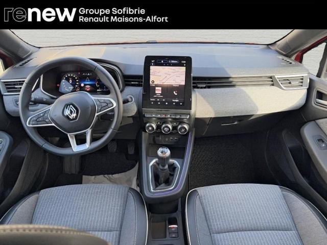 Renault Clio image 2