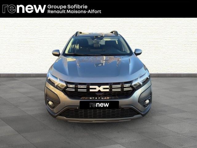 Dacia Sandero image 2