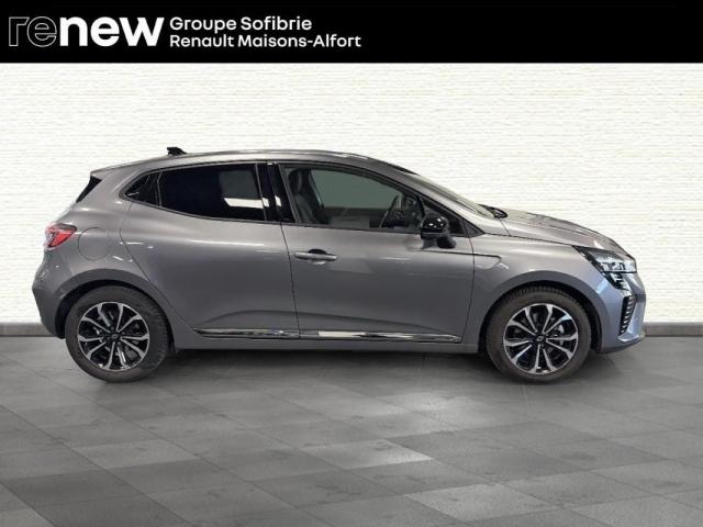 Renault Clio image 8