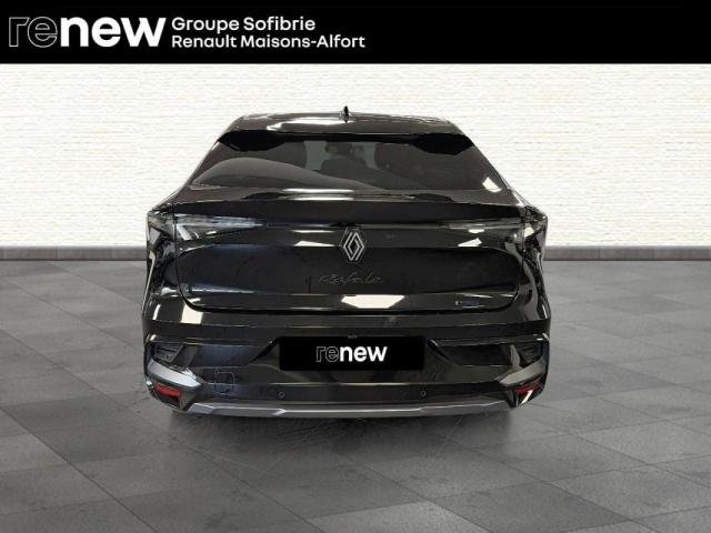 Renault Rafale image 9