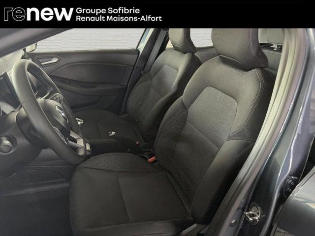 Renault Clio image 8