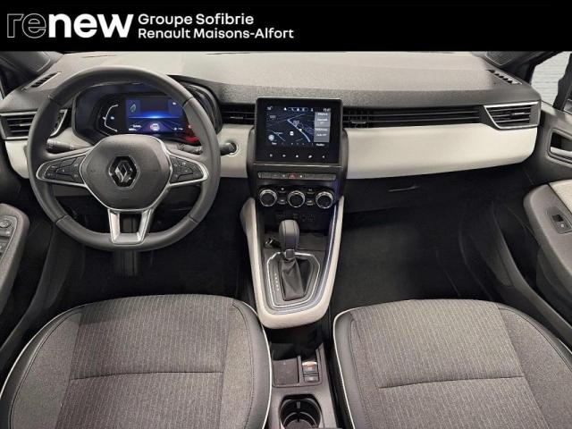 Renault Clio image 8