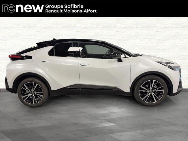 Toyota C-Hr image 8