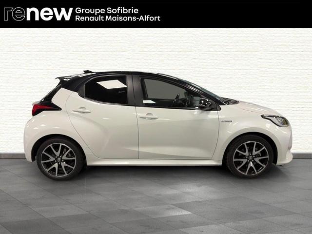 Toyota Yaris image 2