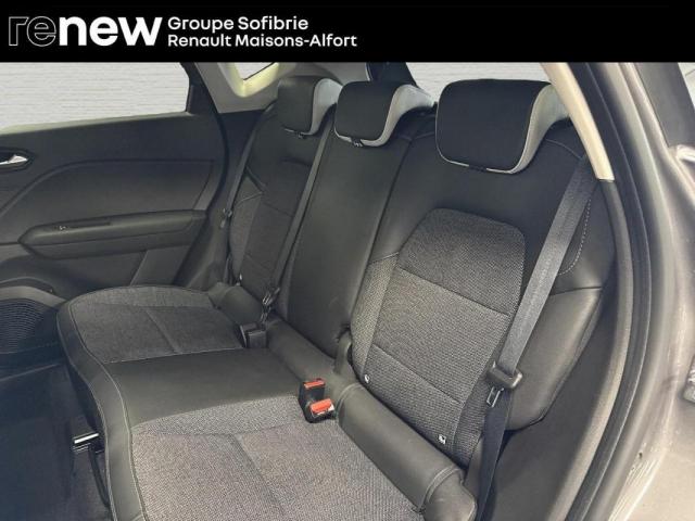 Renault Captur image 8