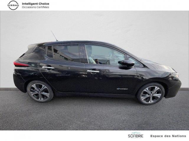 Nissan Leaf image 9
