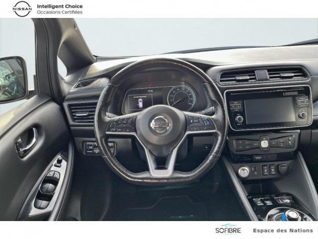 Nissan Leaf image 3