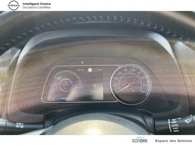 Nissan Leaf image 8