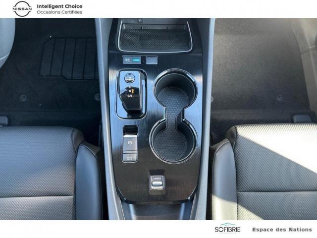 Nissan X-Trail image 2