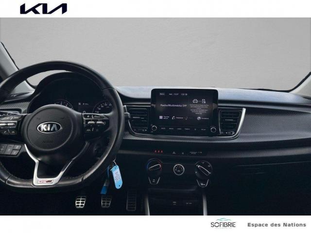 Kia Rio image 8