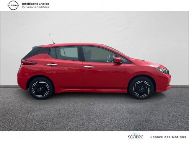 Nissan Leaf image 2