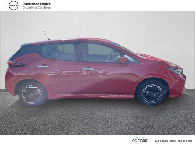 Nissan Leaf image 2