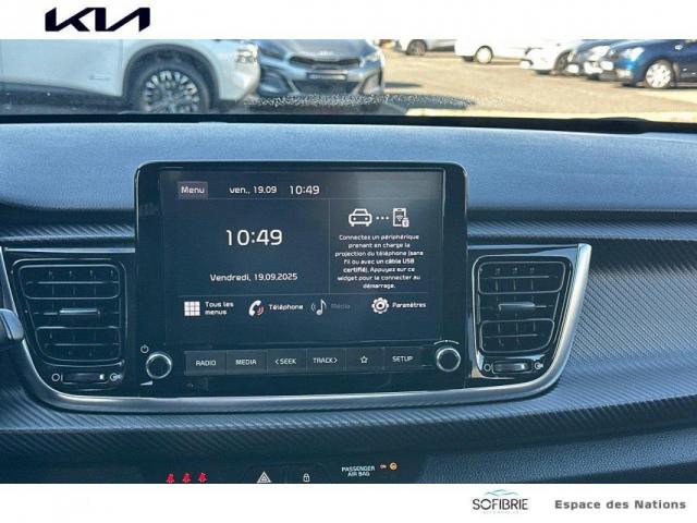 Kia Rio image 7