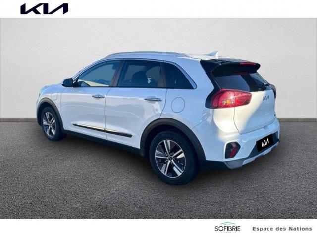 Kia Niro image 9
