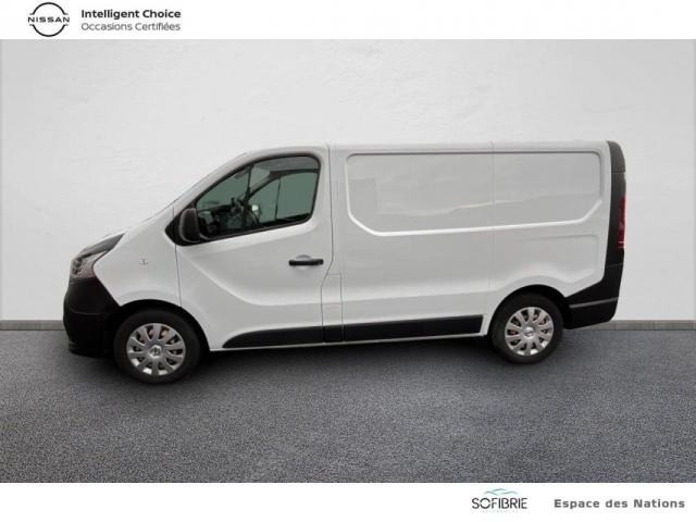 Nissan Nv300 image 7
