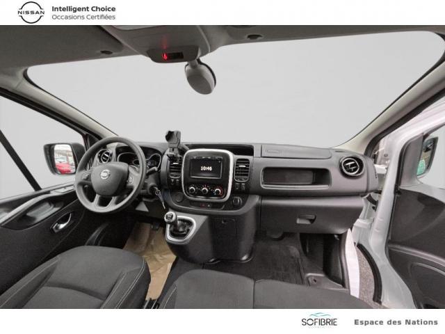 Nissan Nv300 image 8