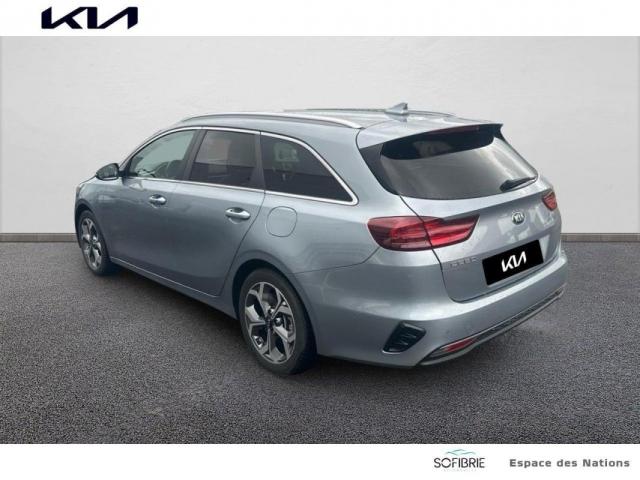 Kia Cee'D_sw image 5