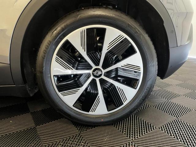 Renault Mégane E-Tech image 2