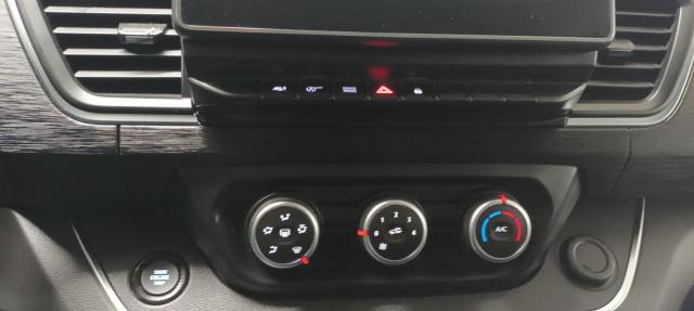 Renault Trafic image 3