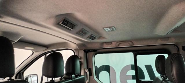 Renault Trafic image 9