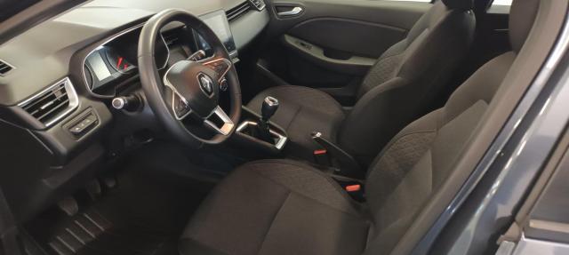 Renault Clio image 6