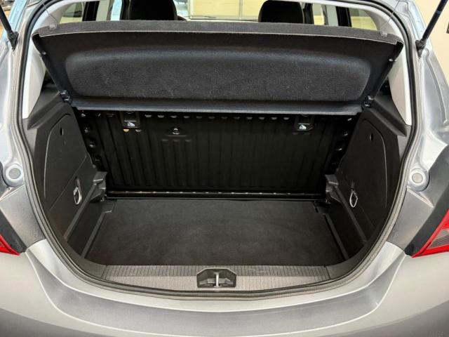 Opel Corsa image 8