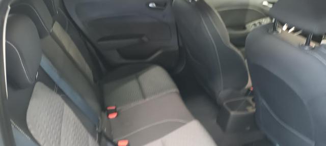 Renault Clio image 1