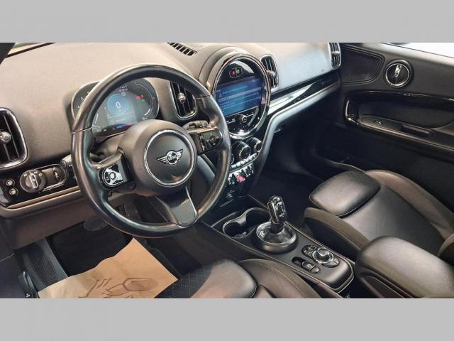 Mini Countryman image 2
