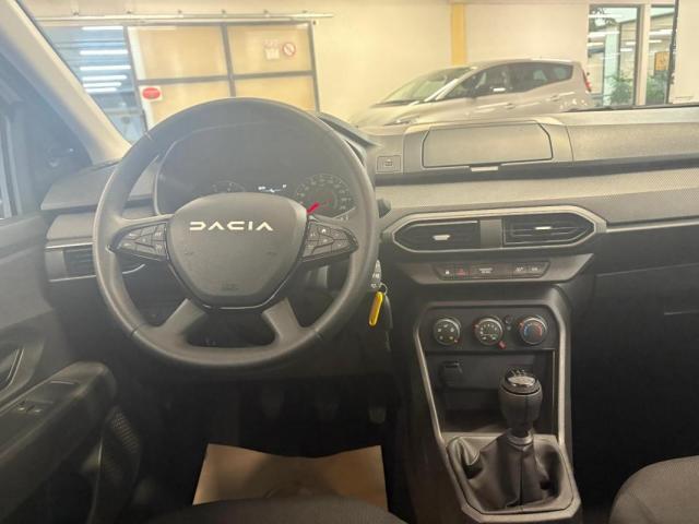 Dacia Sandero image 1