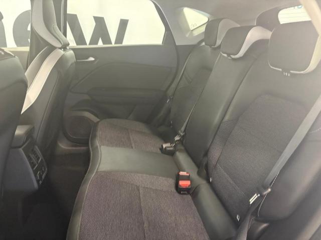 Renault Captur image 7
