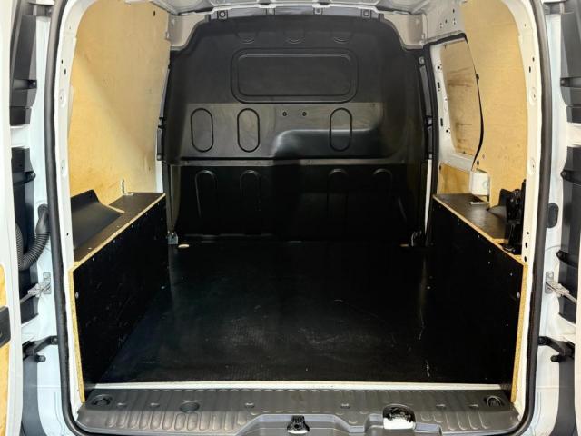 Renault Kangoo Express image 8
