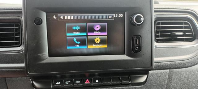 Renault Master image 8