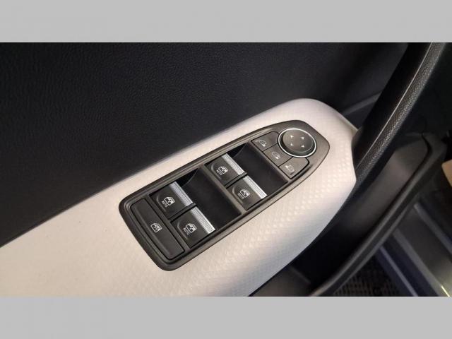 Renault Captur image 1