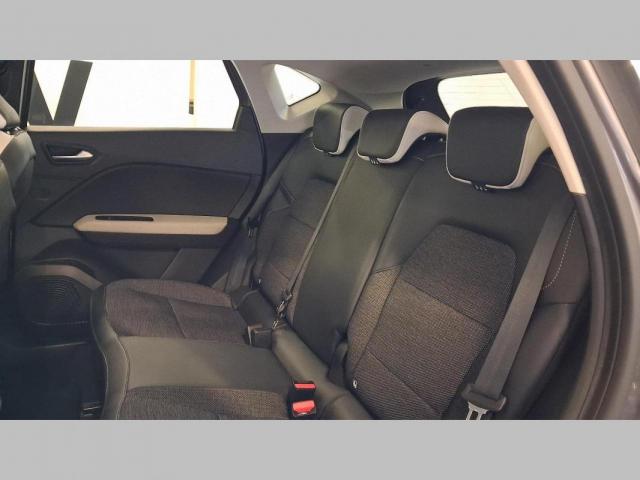 Renault Captur image 9